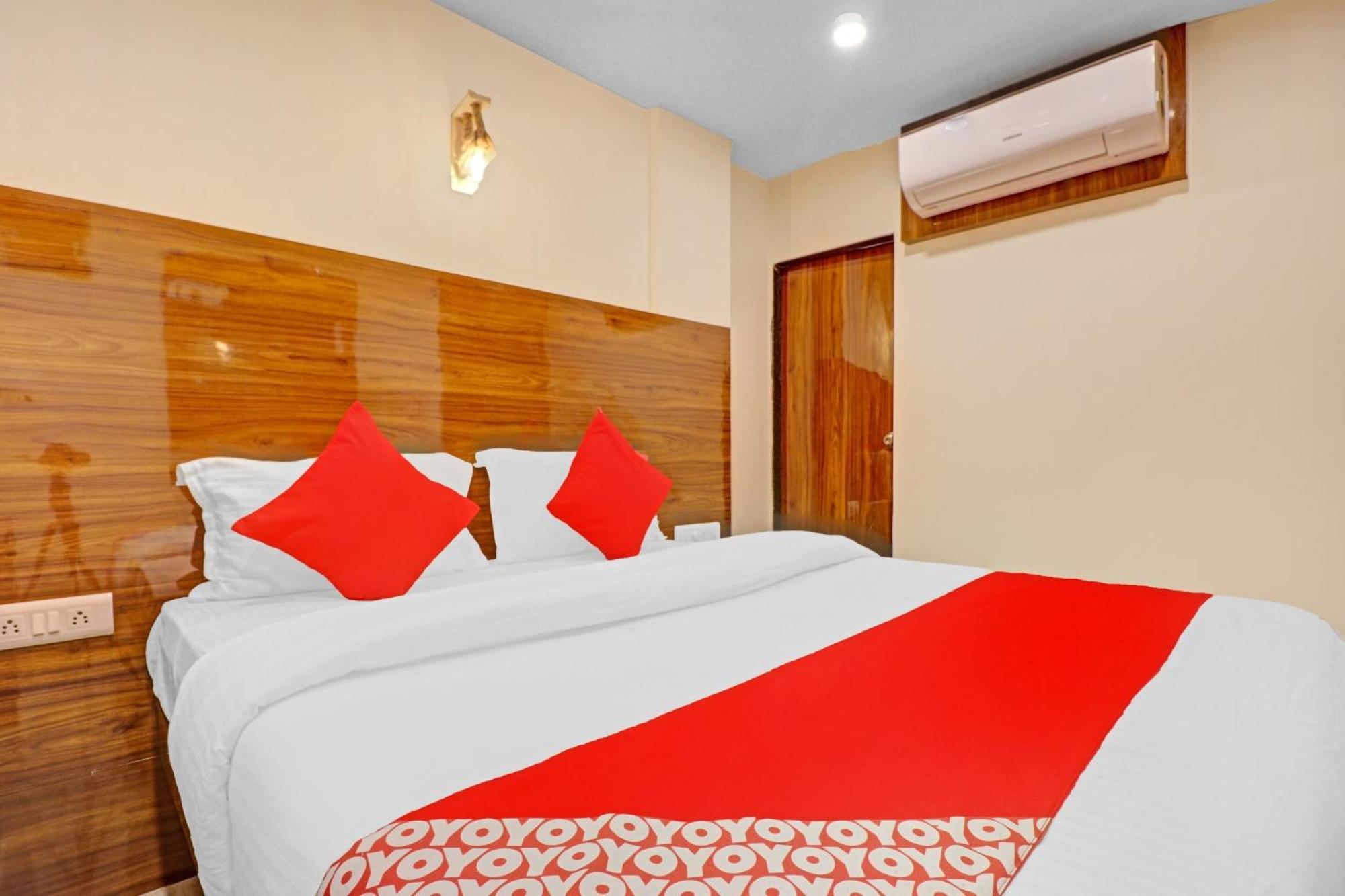 Hotel O Royal Park Мумбай Екстериор снимка