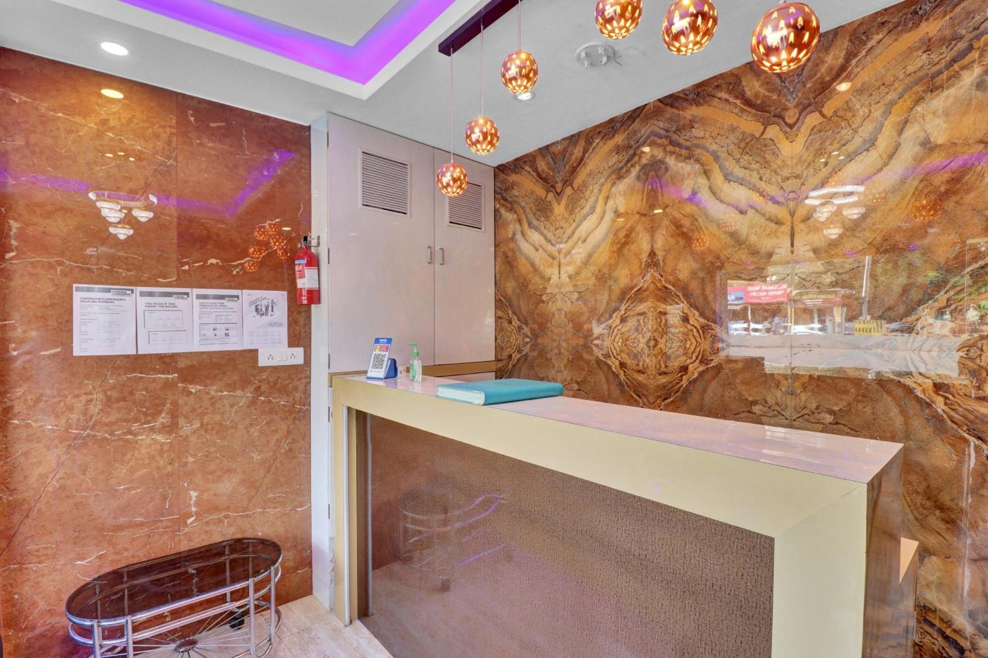 Hotel O Royal Park Мумбай Екстериор снимка