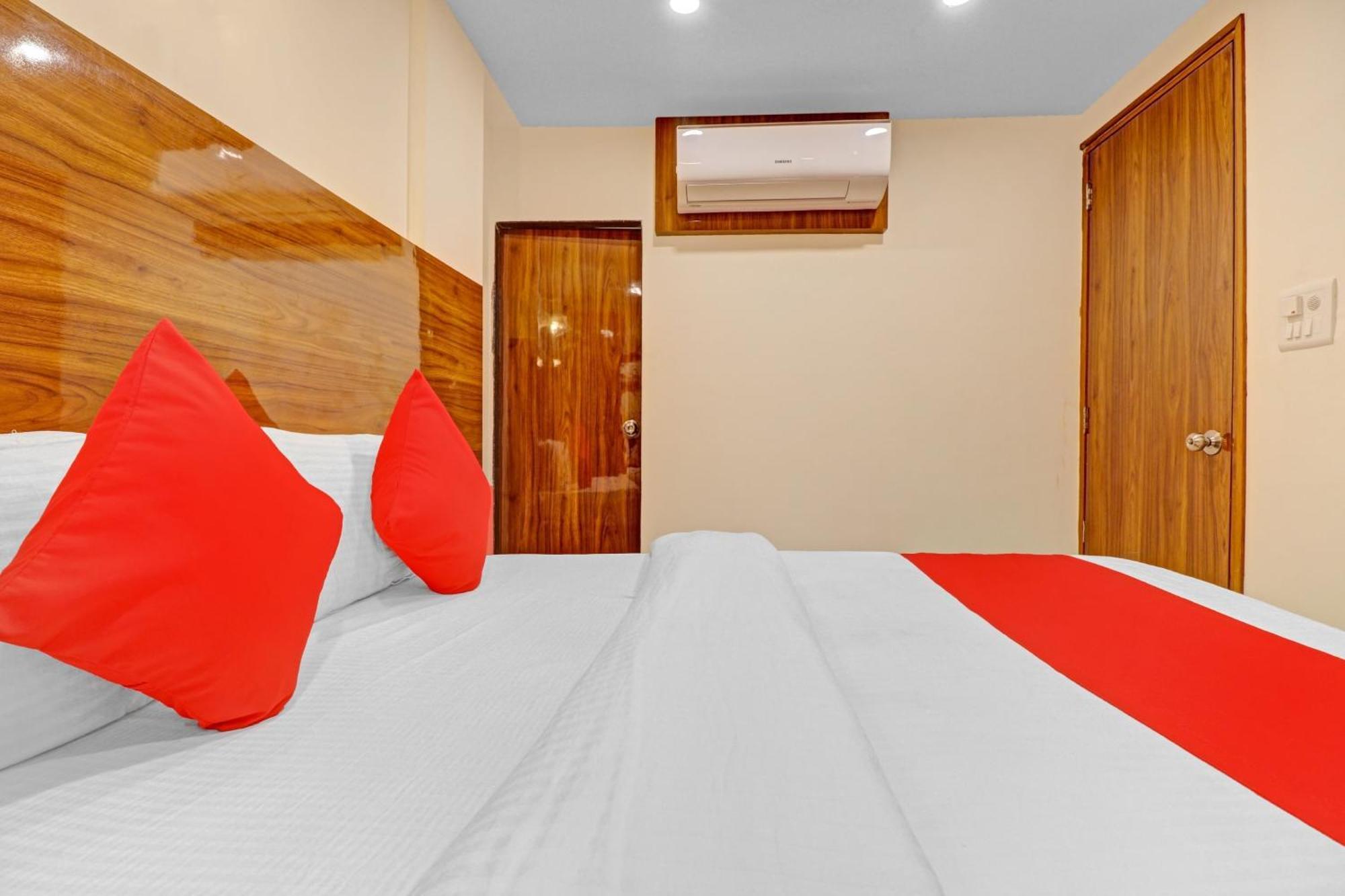 Hotel O Royal Park Мумбай Екстериор снимка